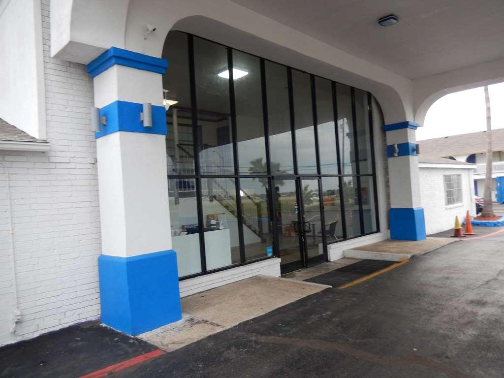 Motel 6 波特兰 外观 照片