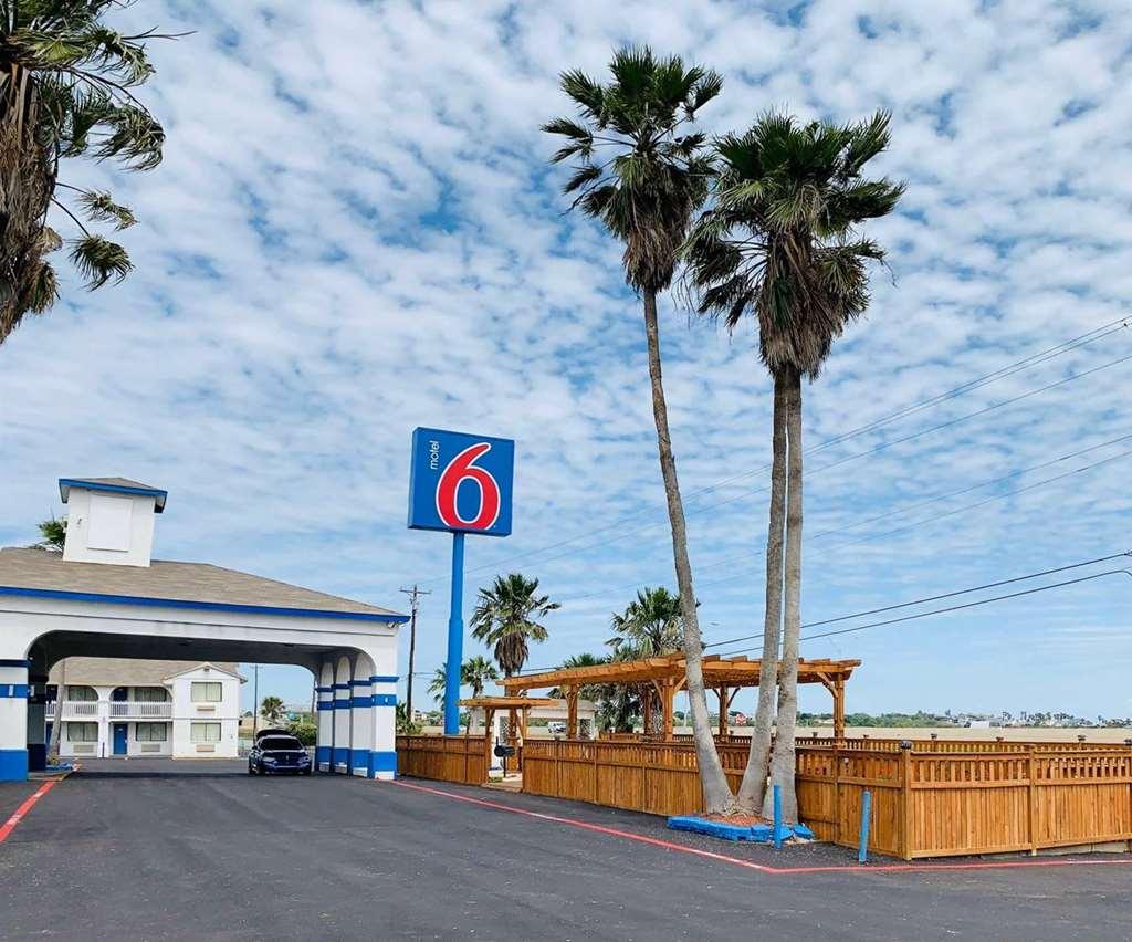 Motel 6 波特兰 外观 照片
