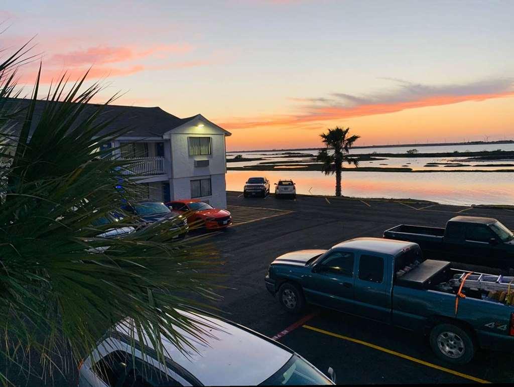 Motel 6 波特兰 外观 照片