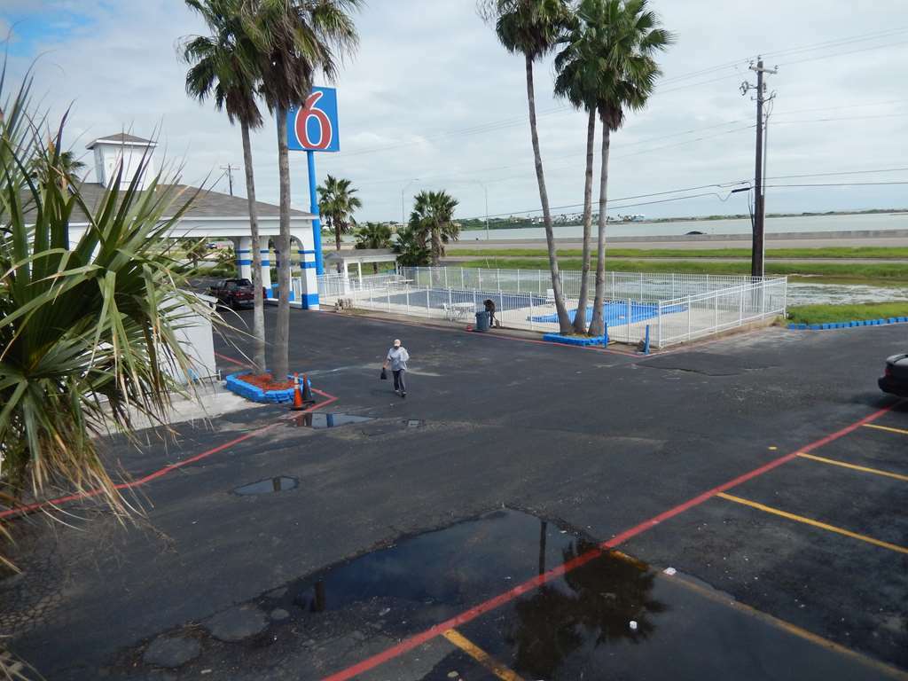 Motel 6 波特兰 外观 照片